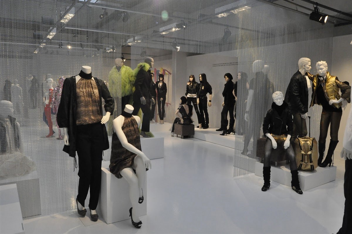 La galerie Dior - Cofrad Mannequins